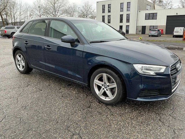 2019 audi a3 3.0 tdi - afbeelding 17 van  19