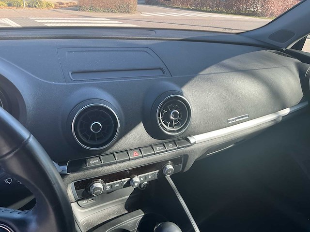 2019 audi a3 sportback personenautoú - afbeelding 2 van  32