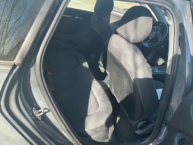 2019 audi a3 sportback personenautoú - afbeelding 7 van  32