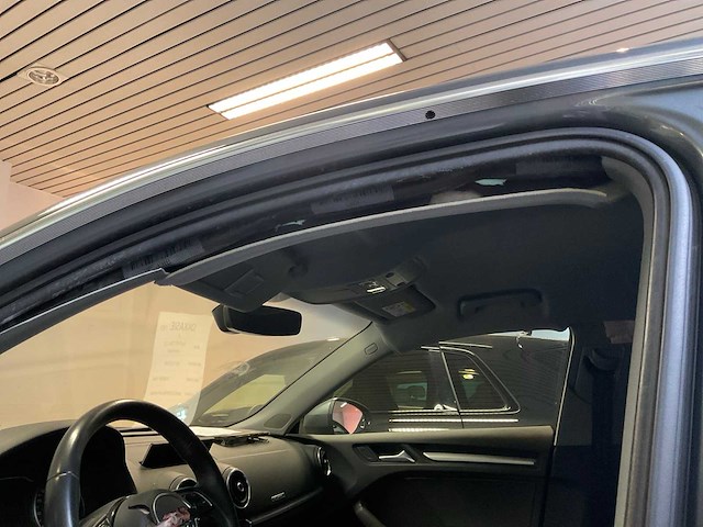 2019 audi a3 sportback schadewagen - afbeelding 14 van  34