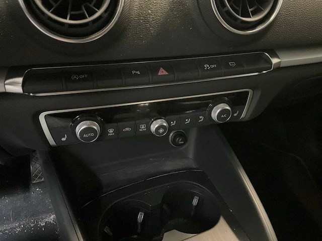 2019 audi a3 sportback schadewagen - afbeelding 19 van  34