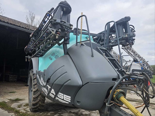 2019 berthoud 4200 veldspuit - afbeelding 8 van  13