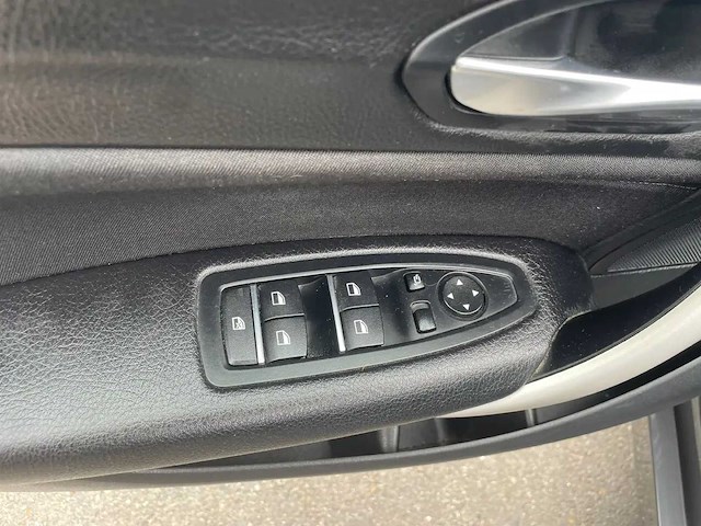 2019 bmw 118i hatchback personenauto - afbeelding 2 van  50