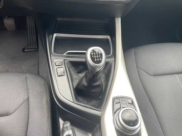 2019 bmw 118i hatchback personenauto - afbeelding 9 van  50