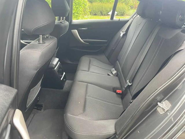 2019 bmw 118i hatchback personenauto - afbeelding 20 van  50