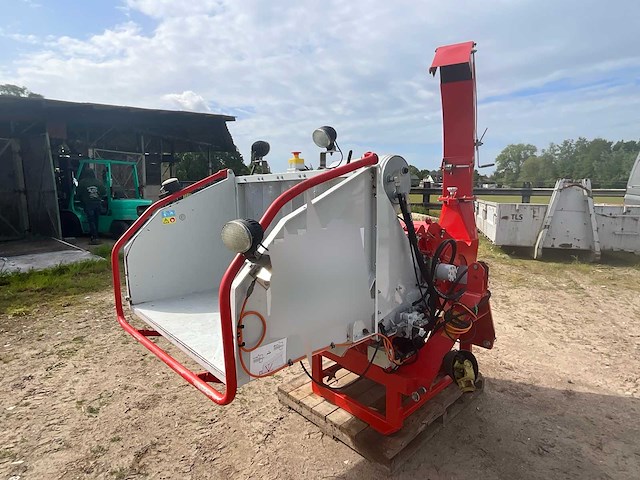 2019 bugnot bv - n67 - houtversnipperaar / takkenhakselaar - afbeelding 8 van  15
