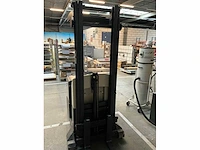 2019 crown mpc 3040 orderpicker - afbeelding 6 van  10