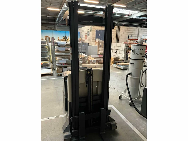 2019 crown mpc 3040 orderpicker - afbeelding 6 van  10