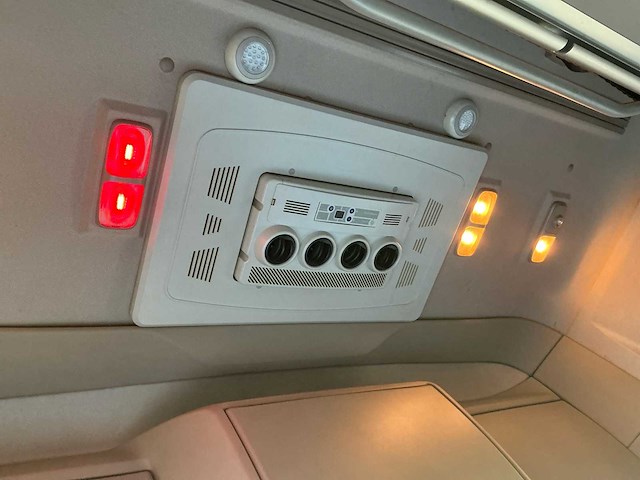 2019 daf xf 530 vrachtwagen - trekker - afbeelding 21 van  28