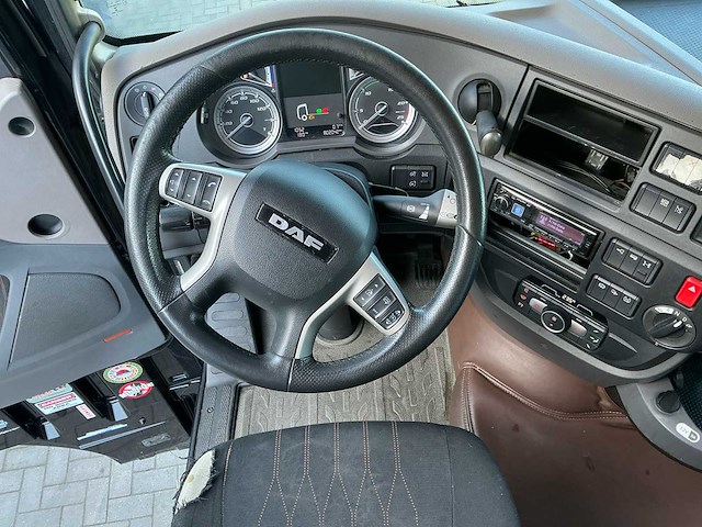 2019 daf xf 530 vrachtwagen - trekker - afbeelding 14 van  28