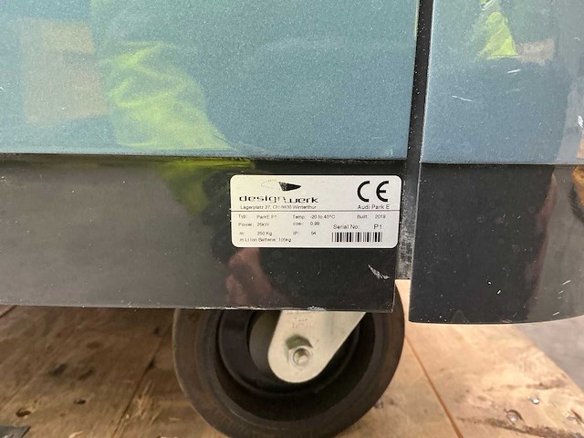 2019 designwerk parke p1 draagbare batterij / ev-lader - afbeelding 3 van  8