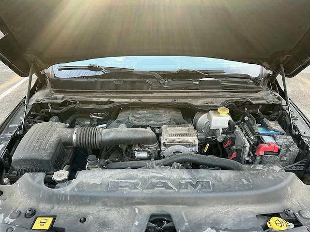 2019 dodge ram 1500 longhorn edition personenauto - afbeelding 30 van  41