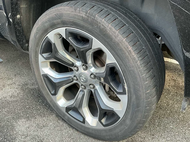 2019 dodge ram 1500 longhorn edition personenauto - afbeelding 25 van  41