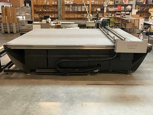 2019 esko-graphics kongsberg c64sc snij-/freesmachine - afbeelding 1 van  14