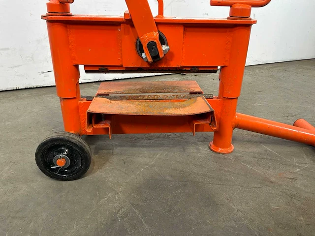 2019 european machinery group bs330 tegel-/klinkerknipper - 330mm - afbeelding 2 van  6