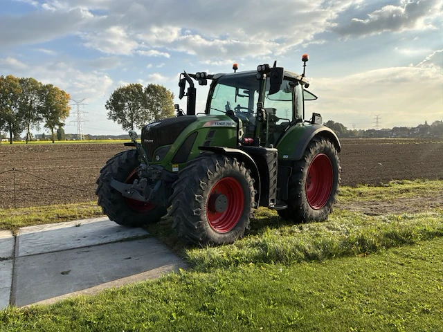 2019 fendt 720 vario vierwielaangedreven tractor - afbeelding 12 van  48