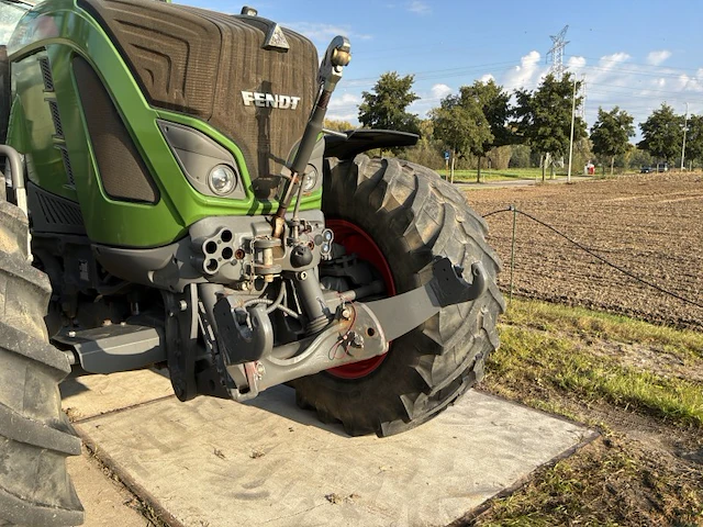 2019 fendt 720 vario vierwielaangedreven tractor - afbeelding 27 van  48