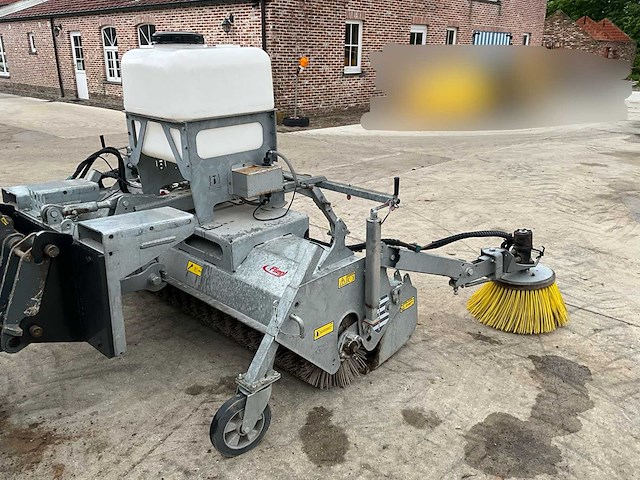 2019 fliegl khe 185/500 veegmachine - incl. giant/weidemann aansluiting - afbeelding 1 van  15