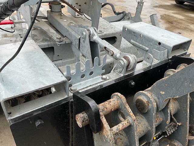2019 fliegl khe 185/500 veegmachine - incl. giant/weidemann aansluiting - afbeelding 14 van  15