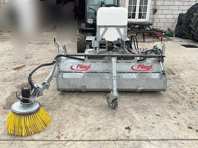 2019 fliegl khe 185/500 veegmachine - incl. giant/weidemann aansluiting - afbeelding 9 van  15