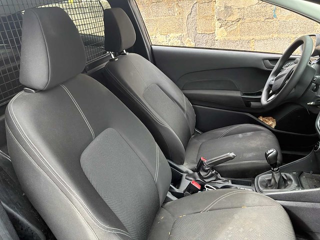 2019 ford fiesta utility car - afbeelding 21 van  28