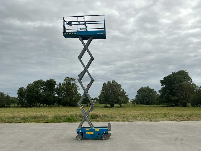 2019 genie gs-1932 hoogwerker - afbeelding 1 van  12