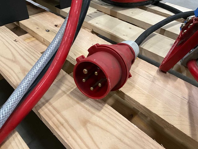 2019 hoppecke trak charger hf premium air acculader - afbeelding 3 van  5