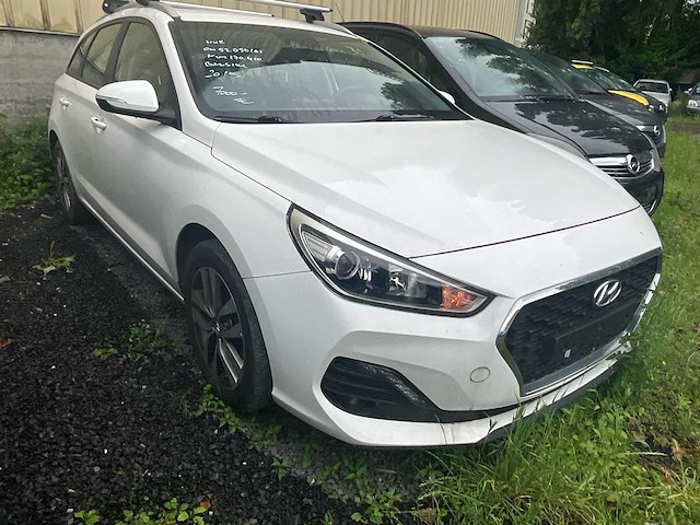2019 hyundai i30 personenauto - afbeelding 19 van  25