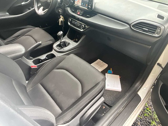 2019 hyundai i30 personenauto - afbeelding 27 van  27