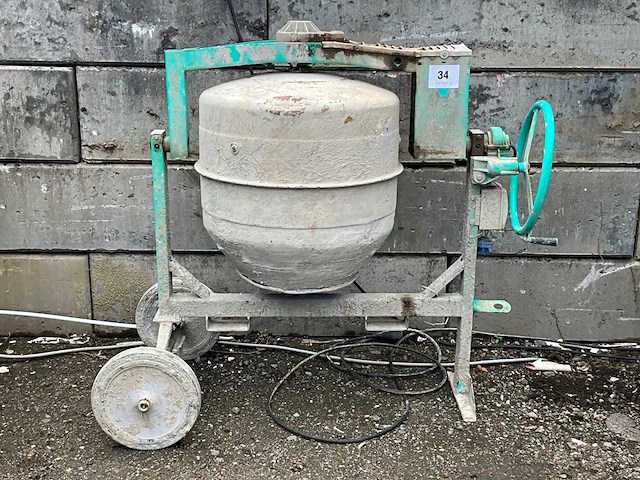 2019 imer syntesi s-250el verrijdbare betonmolen - afbeelding 1 van  5