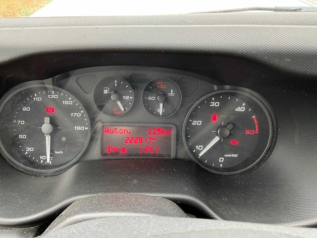 2019 iveco daily 3.0 kipper lichte vrachtwagen - afbeelding 4 van  20