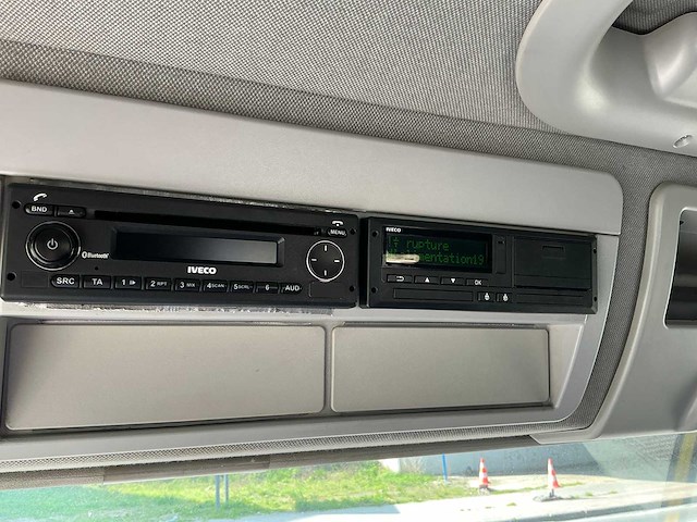 2019 iveco eurocargo 120-220 takelvrachtwagen low loader - afbeelding 13 van  44