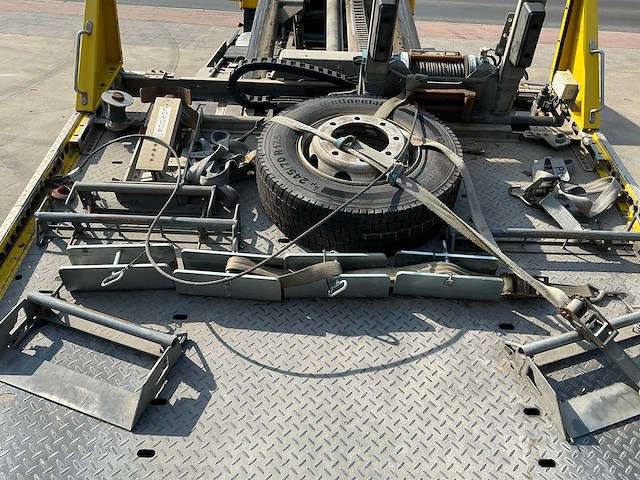 2019 iveco eurocargo 120-220 takelvrachtwagen low loader - afbeelding 21 van  44