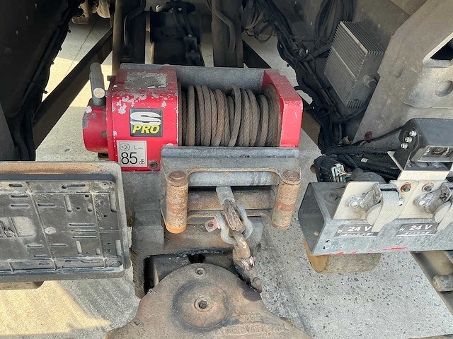 2019 iveco eurocargo 120-220 takelvrachtwagen low loader - afbeelding 42 van  44