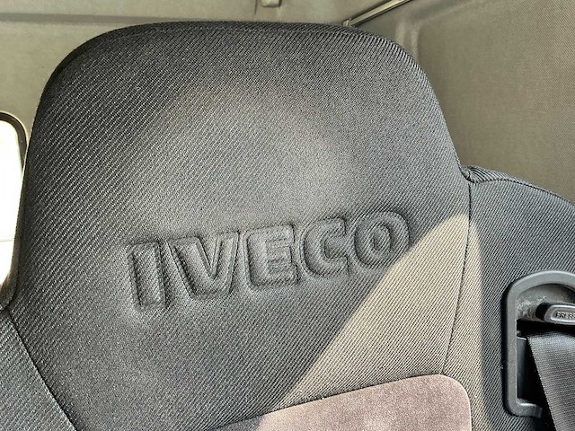 2019 iveco eurocargo 120-220 takelvrachtwagen low loader - afbeelding 17 van  36
