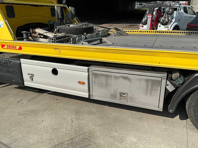 2019 iveco eurocargo 120-220 takelvrachtwagen low loader - afbeelding 29 van  36