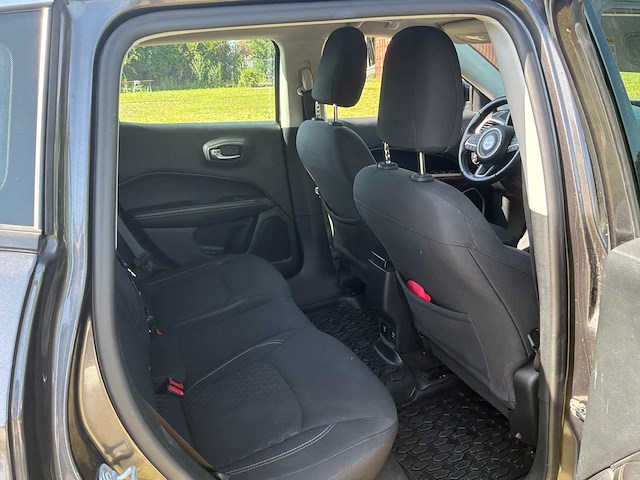 2019 jeep compass car - afbeelding 25 van  46
