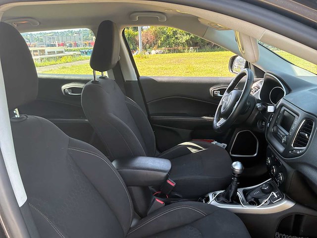 2019 jeep compass car - afbeelding 32 van  46