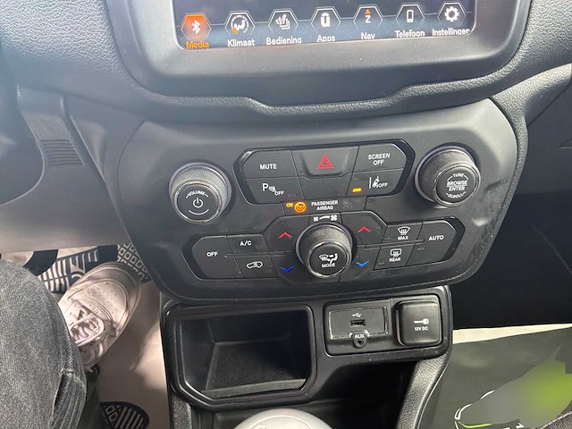 2019 jeep renegade personenauto - afbeelding 8 van  30