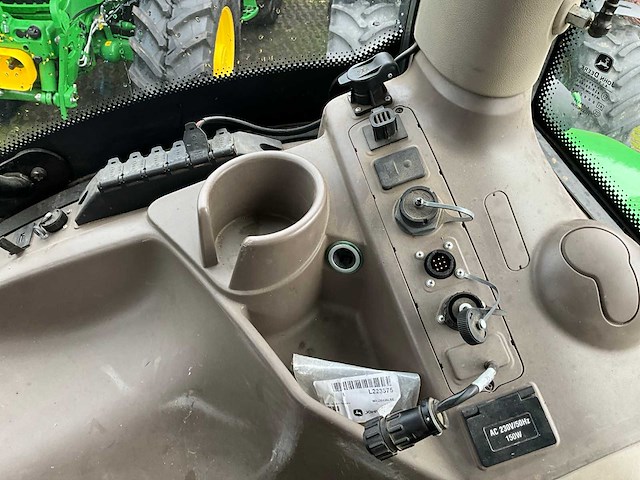 2019 john deere 6250r vierwielaangedreven landbouwtractor - afbeelding 15 van  27
