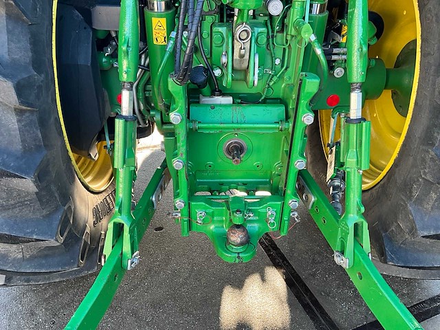 2019 john deere 6r215 vierwielaangedreven landbouwtractor - afbeelding 6 van  23