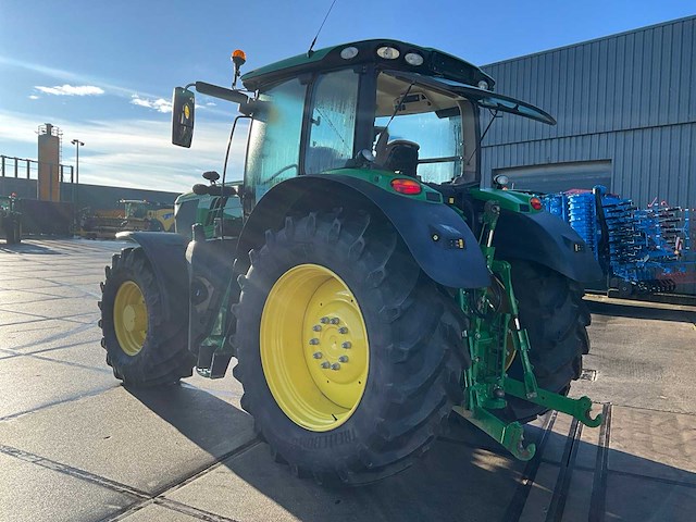 2019 john deere 6r215 vierwielaangedreven landbouwtractor - afbeelding 21 van  23