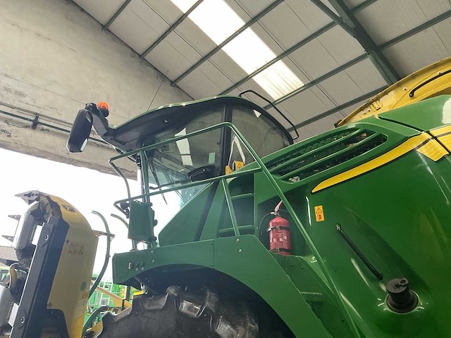 2019 john deere 8300 zelfrijdende veldhakselaar - afbeelding 14 van  15