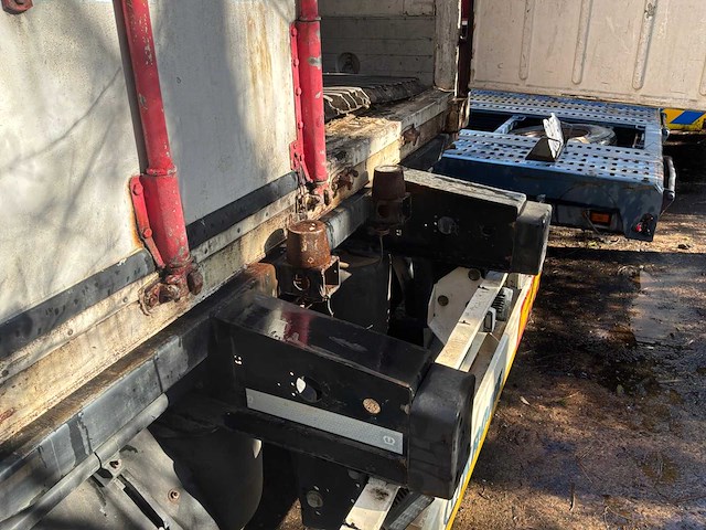 2019 krone az oplegger met container - afbeelding 8 van  29