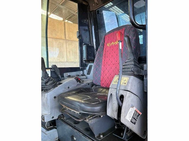 2019 kubota kx155-5 rupsgraafmachine - afbeelding 2 van  19