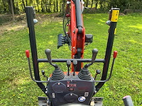 2019 kubota u10-3 minigraafmachine met extra hydraulische leiding, sorteergrijper en 3 bakken - afbeelding 2 van  30
