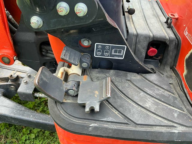 2019 kubota u10-3 minigraafmachine met extra hydraulische leiding, sorteergrijper en 3 bakken - afbeelding 14 van  30