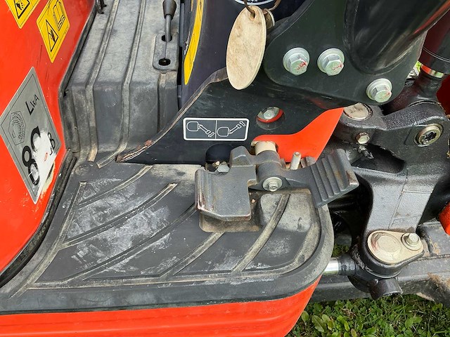 2019 kubota u10-3 minigraafmachine met extra hydraulische leiding, sorteergrijper en 3 bakken - afbeelding 15 van  30