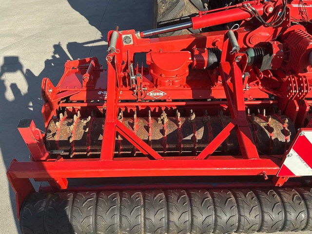 2019 kuhn hr 4504 dr rotary harrow - afbeelding 15 van  18