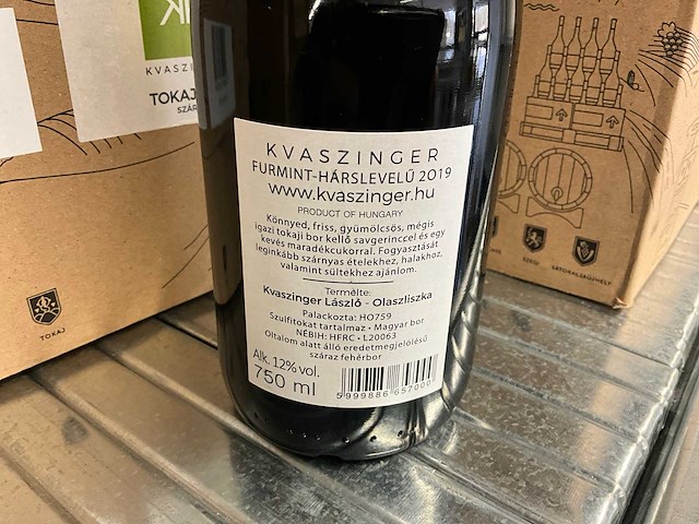 2019 kvaszinger kr witte wijn (16x) - afbeelding 2 van  3